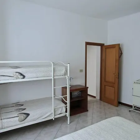 Bilocale Accogliente Da 2-6 Persone, 20 M Dal Mare Appartement Varazze